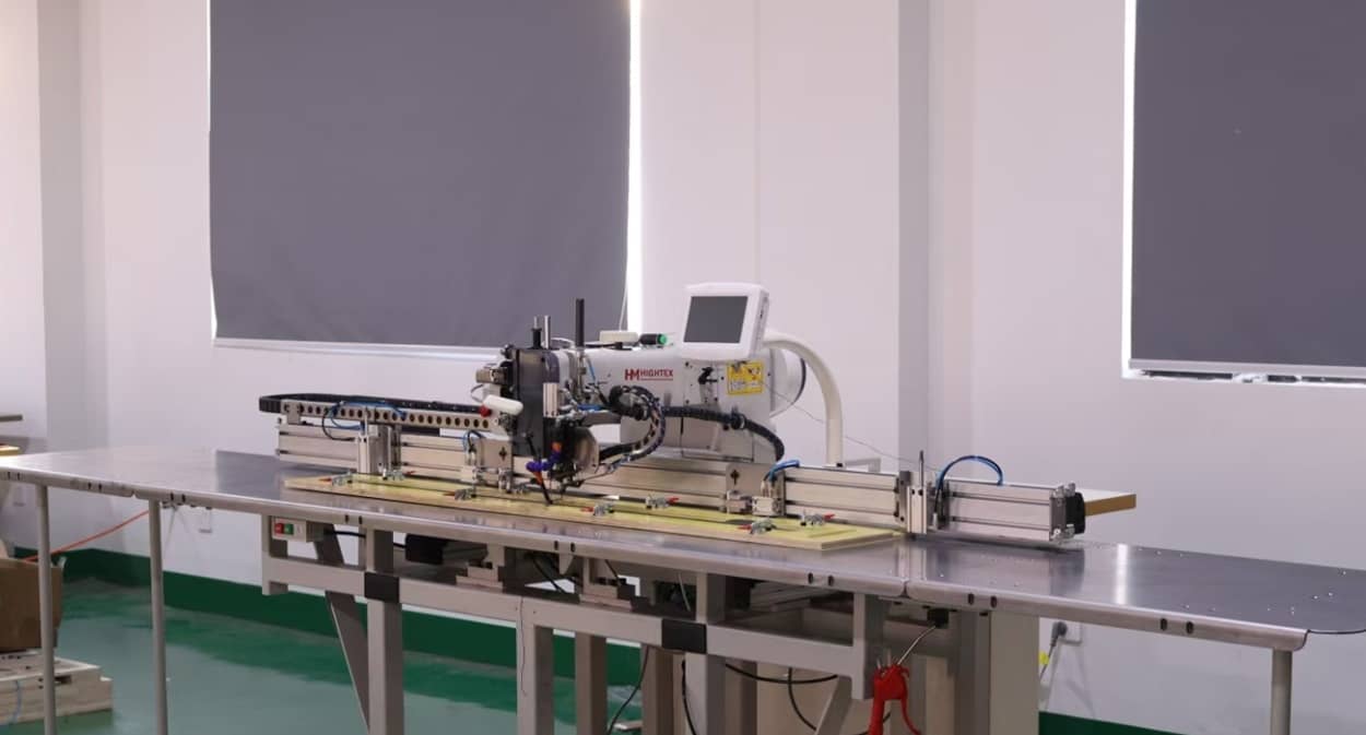 7273CNC Heavy duty automatic webbing sewing machine