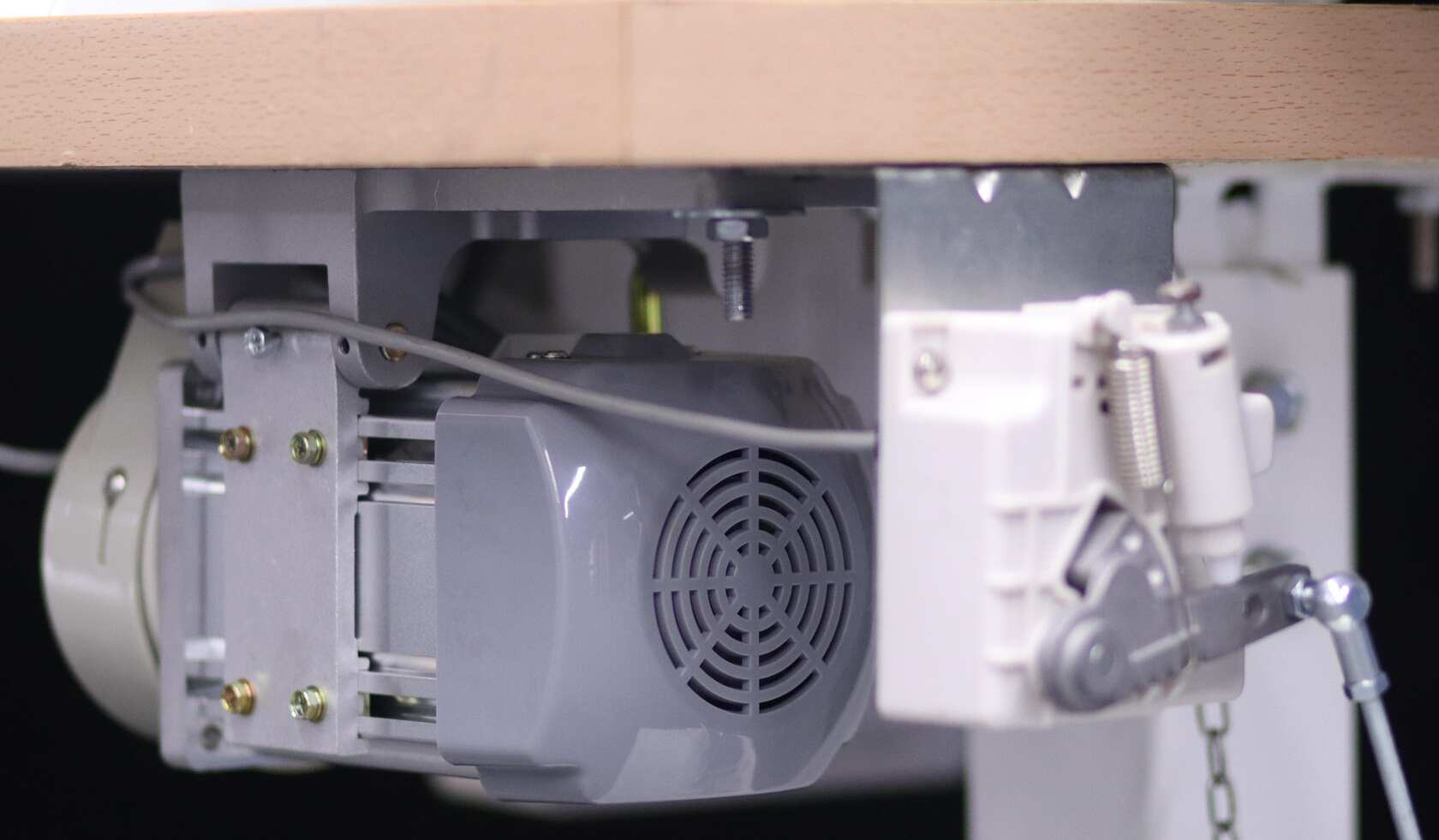 inexpensive heavy duty saddlery sewing machine